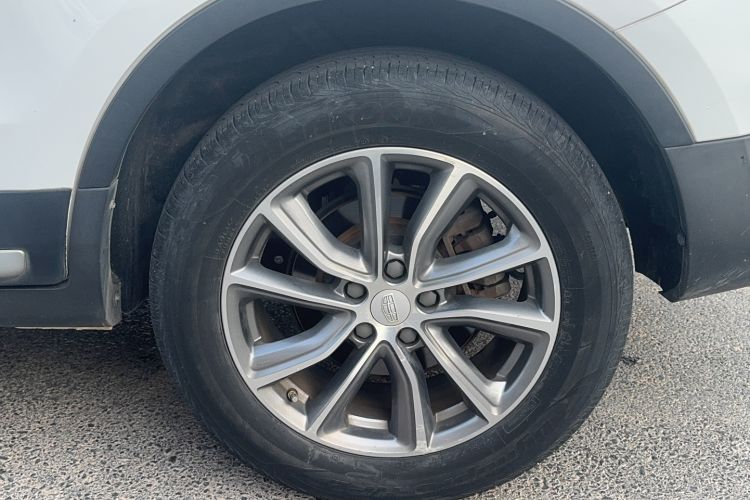 Used Geely Auto Emgrand X7 Sport 2018 1.8TD Automatic Two-Wheel Drive Smart 4G Connected Version