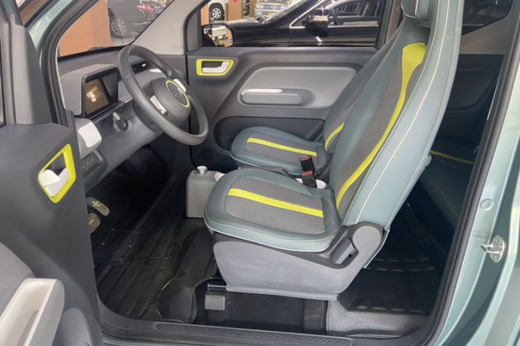 Used Wuling Hongguang MINIEV 2022 GAMEBOY 300km Enthusiast Model with Lithium Iron Phosphate
