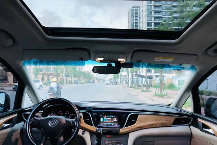 Used Buick GL8 2017 ES 28T Comfort Model China V Standard
