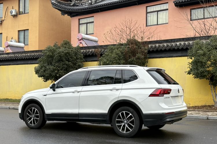 Used Volkswagen Tiguan L 2018 330TSI Automatic Two-Wheel Drive Luxury Edition
