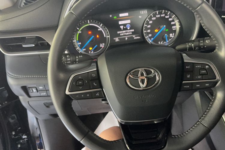 Used Toyota Highlander 2023 2.5L Smart Electric Hybrid Dual-Engine Four-Wheel Drive Prestige Version – 7 Seats
