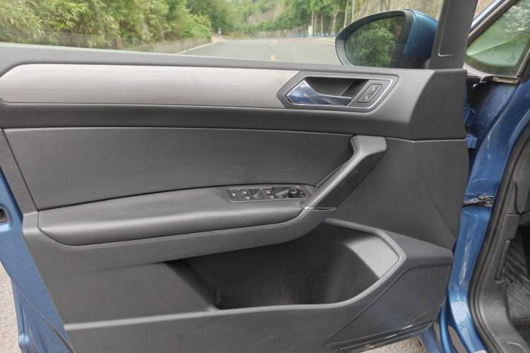 Used Volkswagen Touran 2016 Volkswagen Touran L 280TSI DSG Comfort Edition
