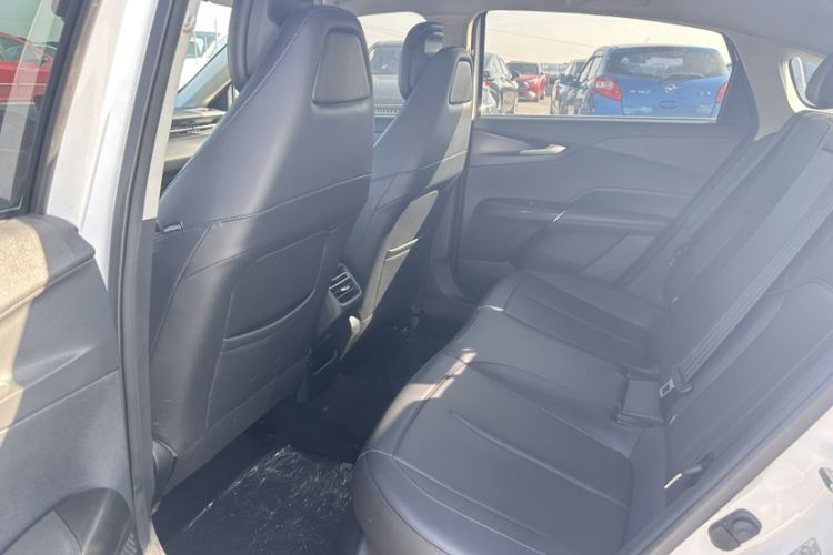 Used Changan Eado DD 2023 Blue Whale NE 1.5T GDI DCT Luxury Edition
