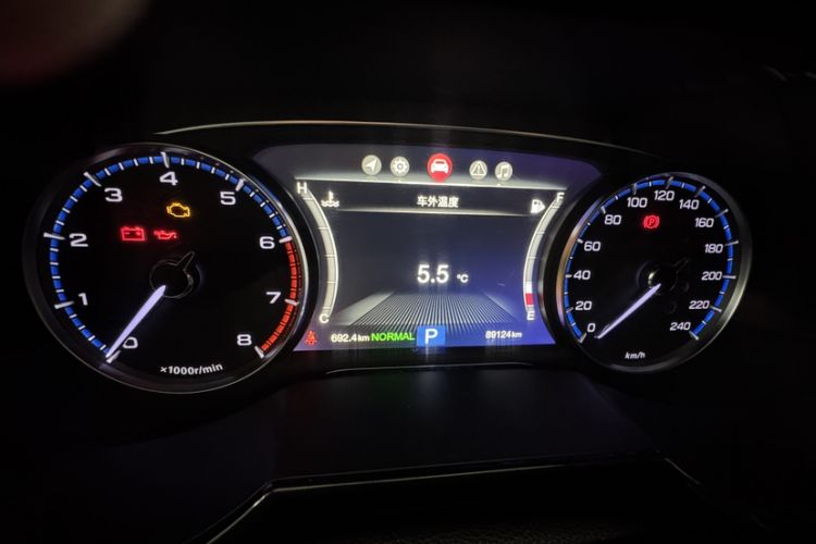 Used GAC Trumpchi GS8 2017 320T Two-Wheel Drive Luxury Smart Connectivity Version (7 Seats)