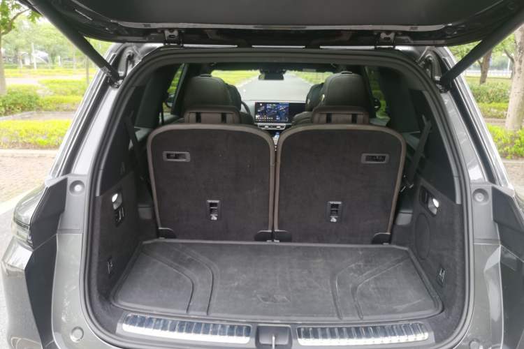 Used Li Auto L9 2022 Max model
