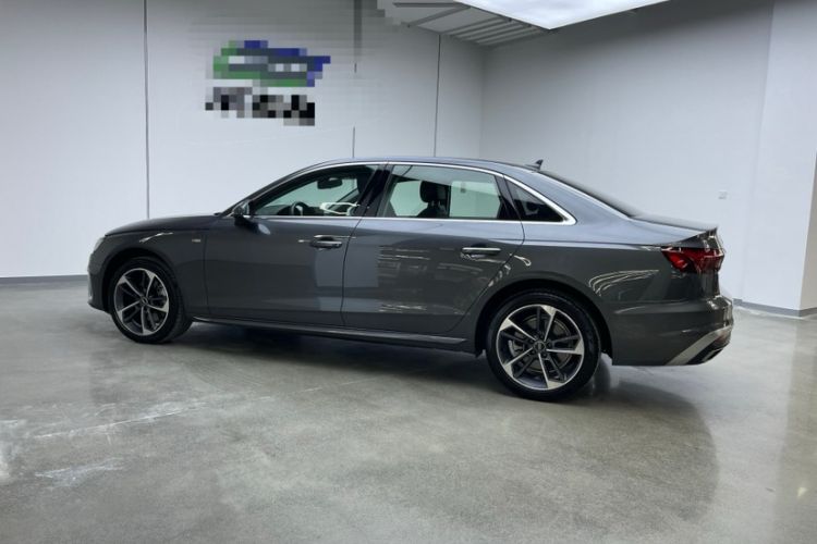 Used Audi A4L 2024 40 TFSI Fashion Dynamic Model
