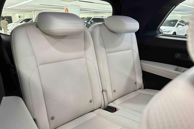 Used Li Auto L9 2022 Max model