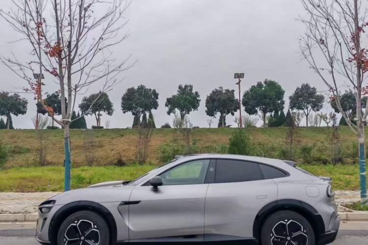 Used  YU7 2025 Ultra-Long Range Rear-Wheel Drive Version