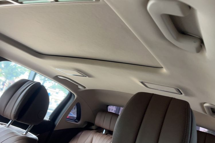 Used Mercedes-Benz E-Class 2016 E 300 L Stylish Model
