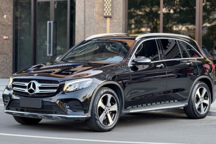 Used Mercedes-Benz GLC 2019 Facelift GLC 260 L 4MATIC Luxury Model
