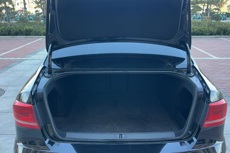 Used Volkswagen Magotan 2013 1.8TSI Luxury Model