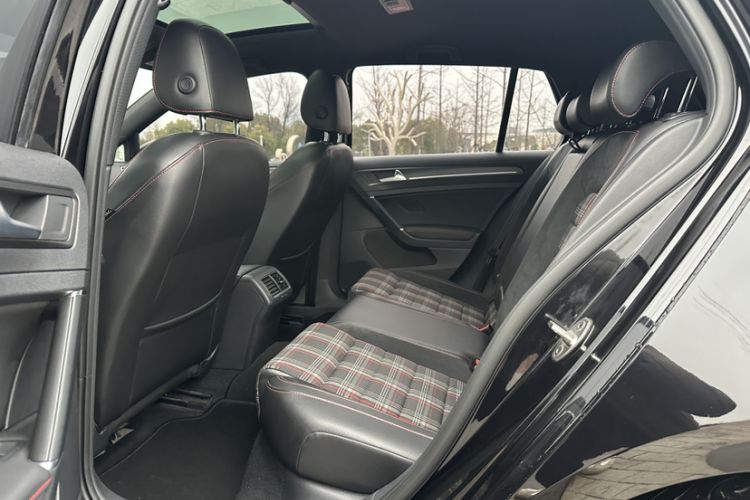 Used Volkswagen Golf GTI 2018 2.0 TSI GTI
