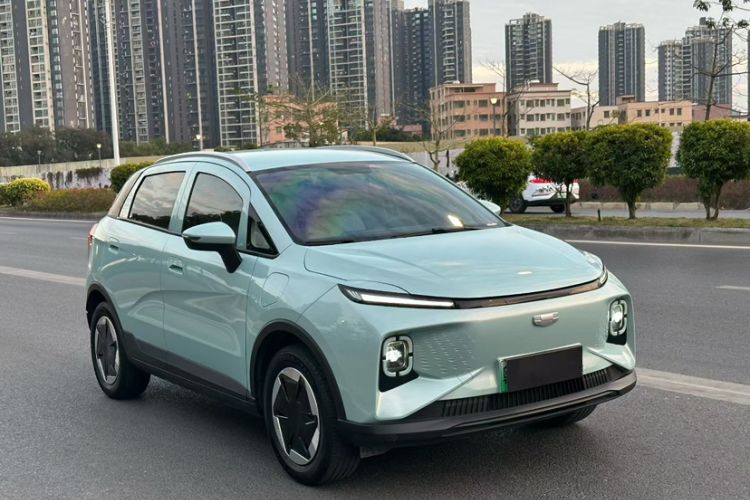 Used Geometry E Firefly 2024 301km Starlight