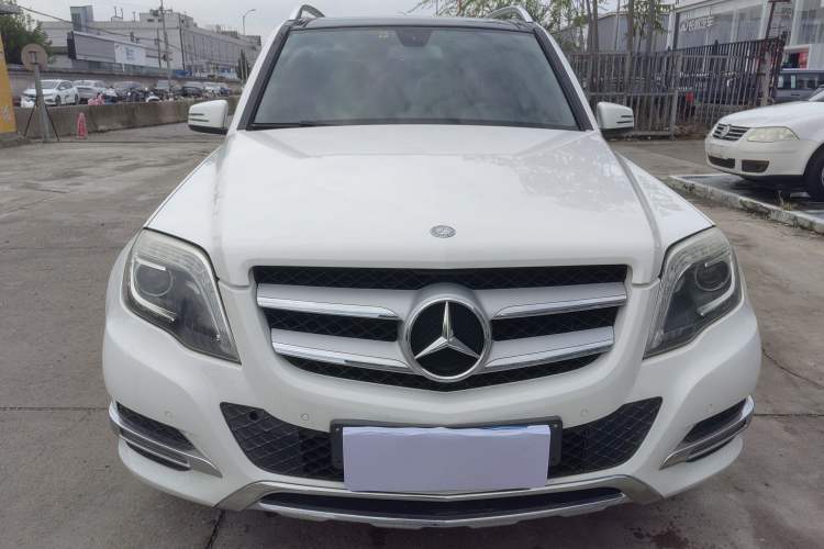 Used Mercedes-Benz GLK-Class 2013 GLK 300 4MATIC Dynamic Sunroof Model