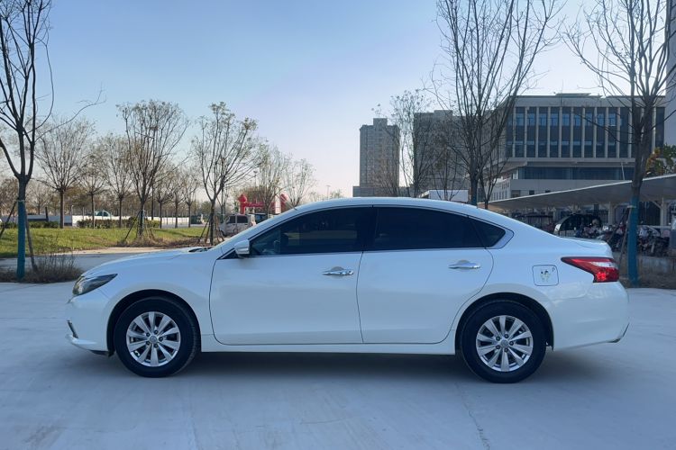 Used Nissan Teana 2016 Revised Version 2.0L XL Comfort Edition
