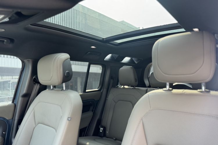 Used Land Rover Defender 2023 110 3.0T P400 X-DYNAMIC HSE
