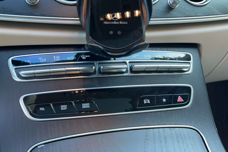 Used Mercedes-Benz E-Class 2022 Revised Version E 300 L Sport Luxury Edition
