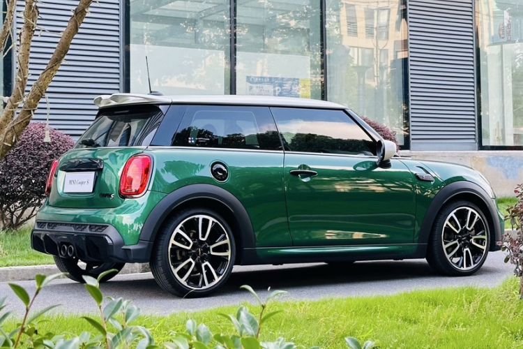 Used  MINI 2022 2.0T COOPER S Racing Driver
