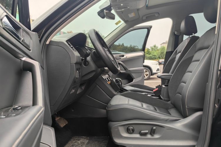 Used Volkswagen Tiguan L 2018 330TSI Automatic Two-Wheel Drive Luxury Edition
