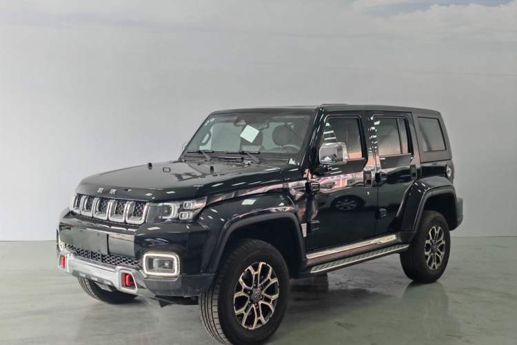 Used Beijing Auto BJ40 2019 2.3T Automatic Four-Wheel Drive Urban Hunter Edition Flagship Model China VI Emission Standard