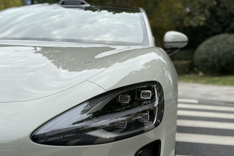 Used  SU7 2024 Rear-Drive Ultra-Long Range Advanced Pro-Level Intelligent Driving Version
