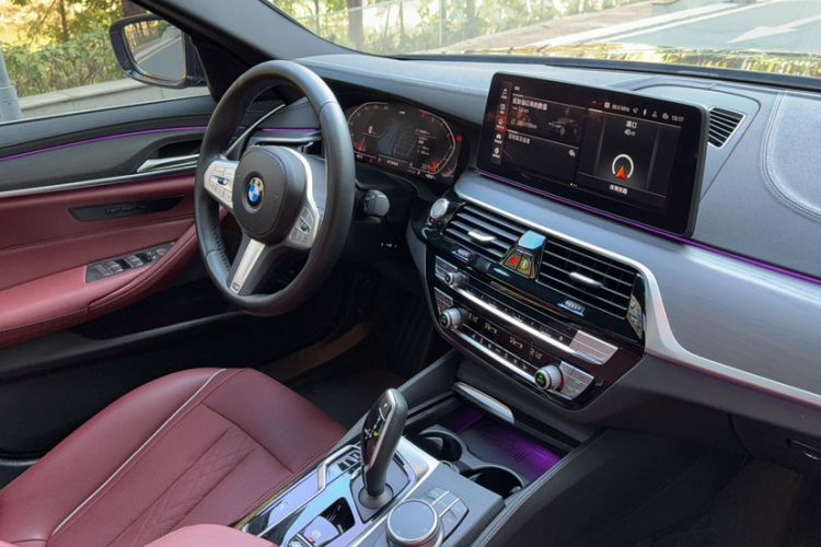 Used BMW 5 Series 2022 Second Facelift 530Li Leading Edition M Sport Package
