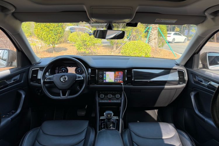 Used Skoda Kodiaq 2019 Facelifted TSI330 7-Seater Two-Wheel-Drive Luxury Enjoyment Edition China VI Standard
