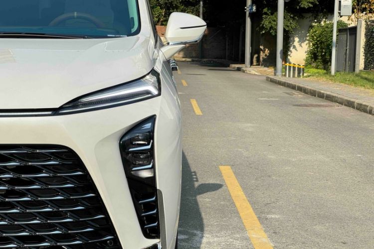 Used Buick GL8 New Energy 2024 Lu Zun Luxury Edition 7-Seater
