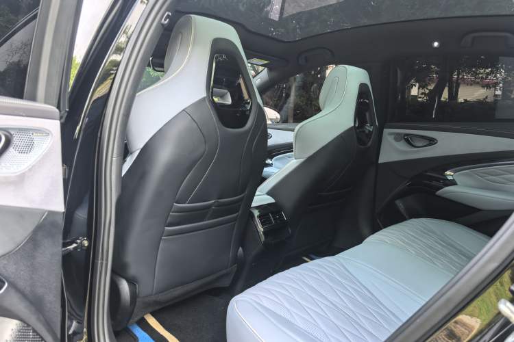 Used BYD Seal 2022 700 km Long-Range Rear-Wheel-Drive Version
