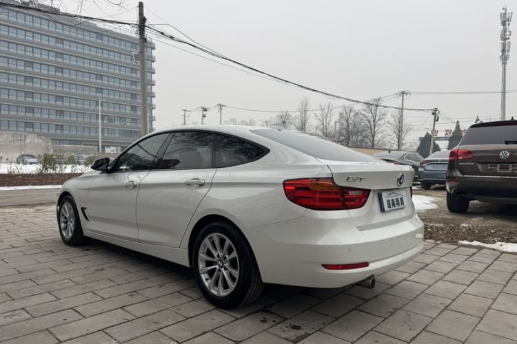 Used BMW 3 Series GT 2014 320i Leading Model