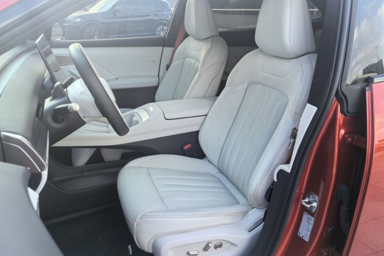 Used ONVO L60 2024 60 kWh Rear-Drive Version
