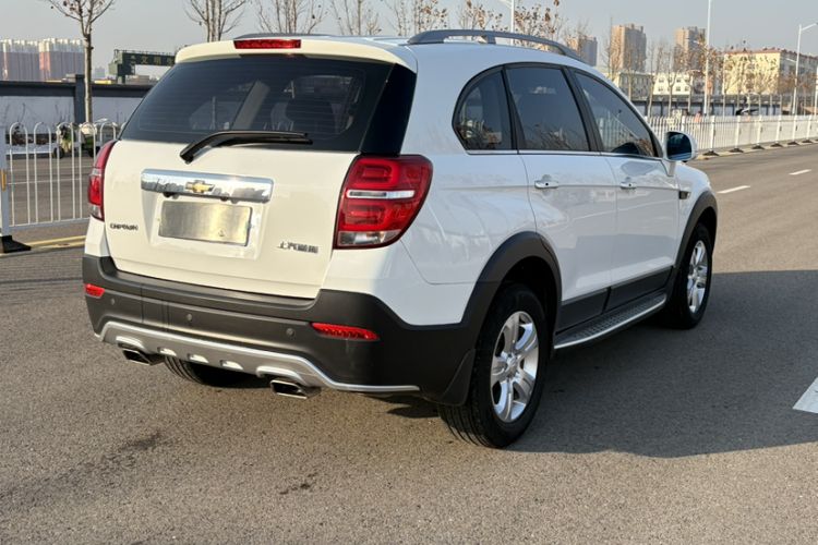 Used Chevrolet Captiva 2017 2.4L Two-Wheel Drive Luxury Edition 7 Seats
