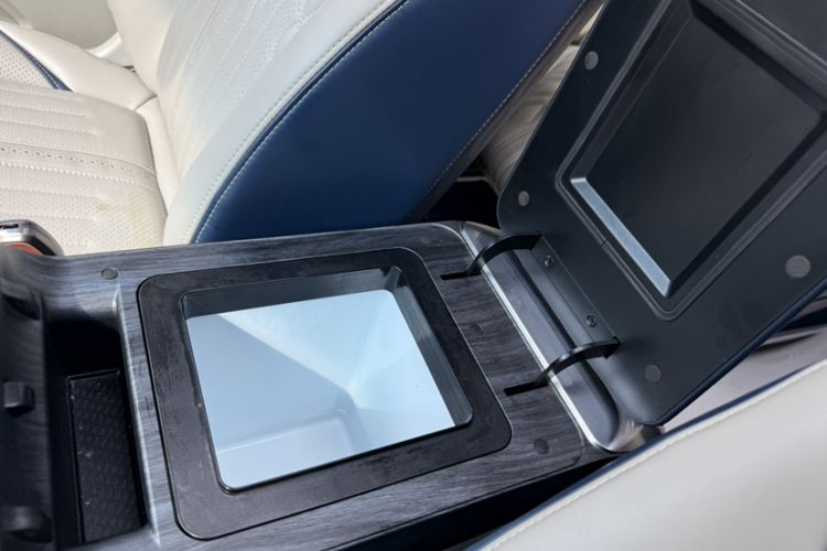 Used Buick GL8 2021 ES Landtrek 653T Comfort Edition