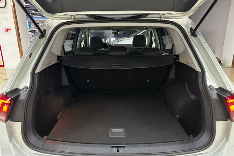 Used Volkswagen Tiguan L 2018 330TSI Automatic Two-Wheel Drive Luxury Edition
