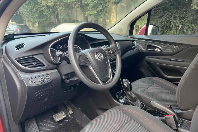 Used Buick Encore 2018 18T Automatic Two-Wheel Drive Urban Leading Model
