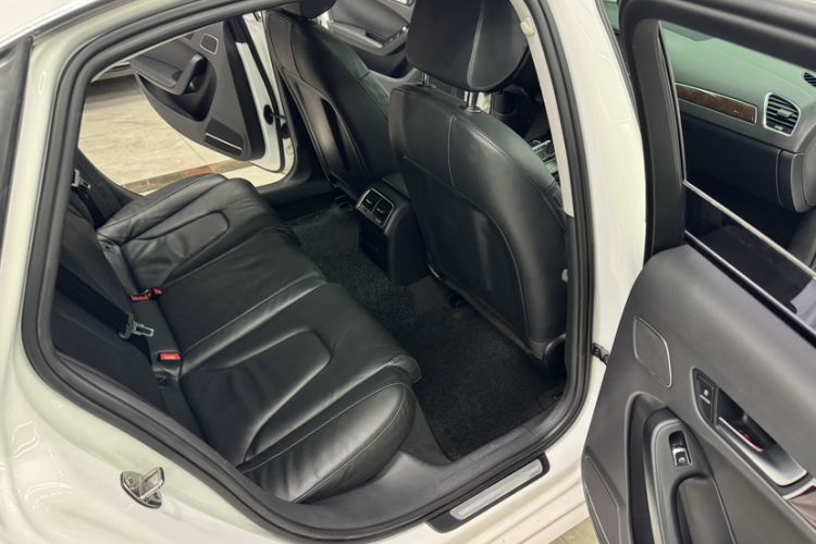 Used Audi A4L 2015 35 TFSI Automatic Comfort Model
