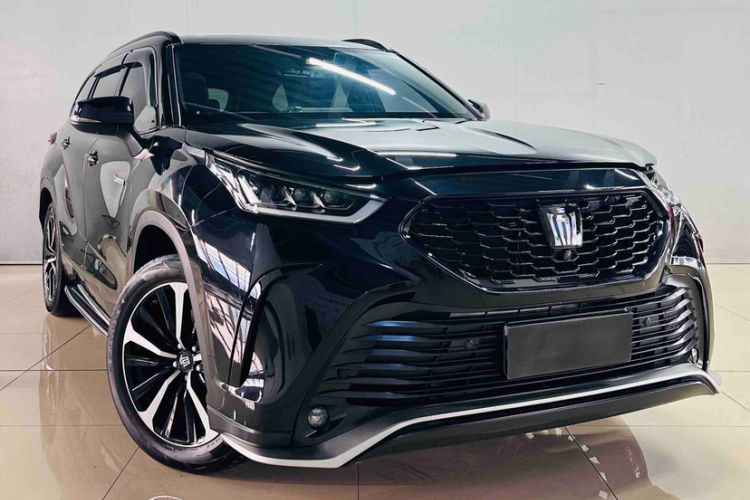 Used Toyota Crown Land Cruiser 2023 2.5L HEV Four-Wheel Drive Prestige Edition
