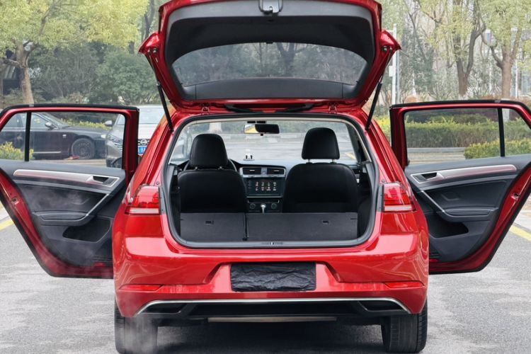 Used Volkswagen Golf 2020 280TSI DSG Comfort Version
