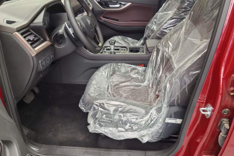 Used  BOLDEN 2024 Passenger Version 2.0T Automatic Diesel 4x4 Standard Wheelbase Luxury Edition