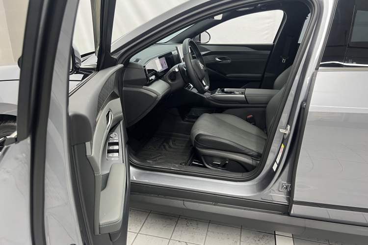 Used BYD Qin L 2025 EV 545KM Excellence Edition
