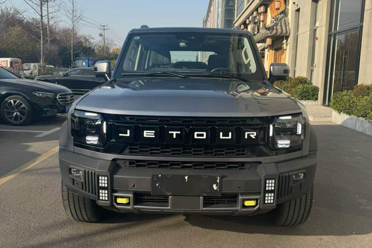 Used JETOUR Traveler 2023 2.0T All-Wheel-Drive CrossPRO
