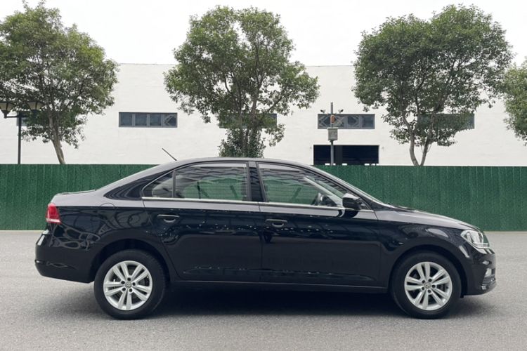 Used Volkswagen Santana 2018 1.5L Automatic Comfort Edition
