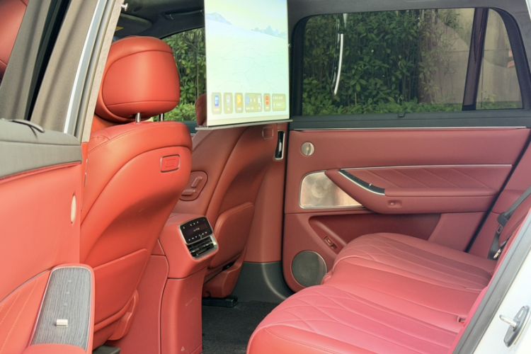 Used Hima AITO M8 2025 Extended-Range Max+ Version 53.4 kWh 5-Seater Edition