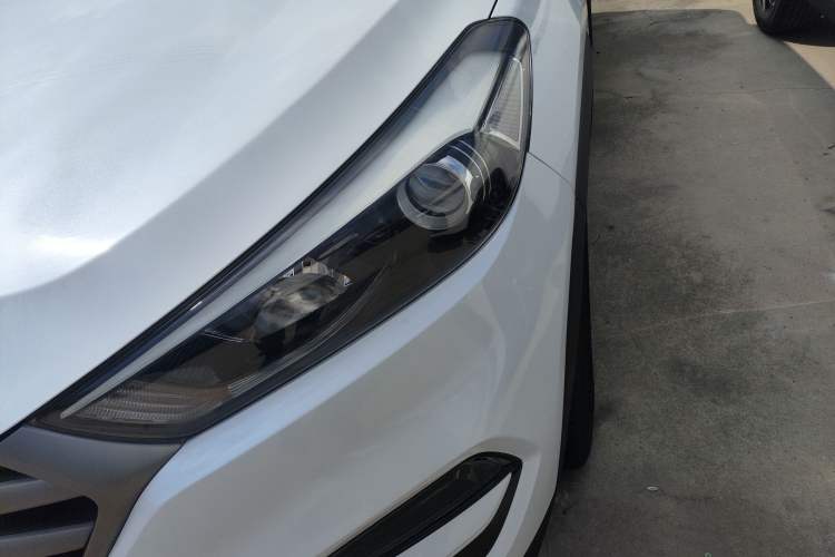 Used Hyundai Tucson 2015 1.6T Dual-Clutch Two-Wheel-Drive Smart Model
