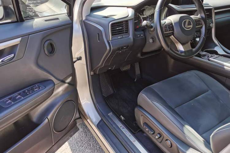 Used Lexus RX 2020 Revised Version 300 Two-Wheel Drive Elite Edition
