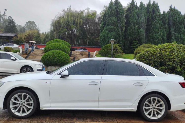 Used Audi A4L 2019 40 TFSI Fashion Edition China VI Emission Standard
