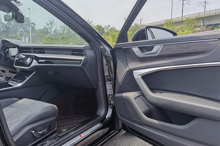 Used Audi A6L 2024 45 TFSI quattro Prestige Dynamic Edition