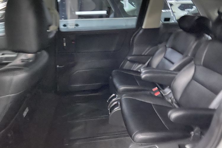 Used Honda Odyssey 2018 2.4L Comfort Version
