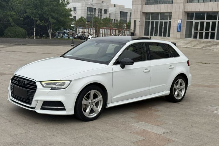 Used Audi A3 2019 Sportback 35 TFSI Fashion Edition China VI Emission Standard
