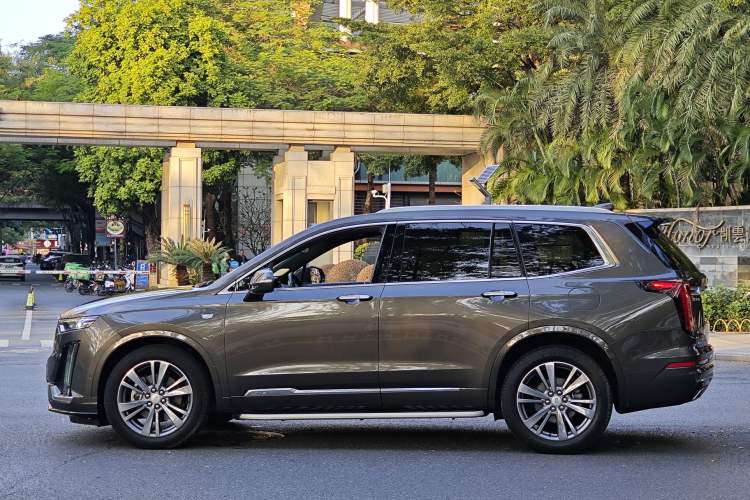 Used Cadillac XT6 2020 28T Six-Seater Four-Wheel-Drive Luxury Version
